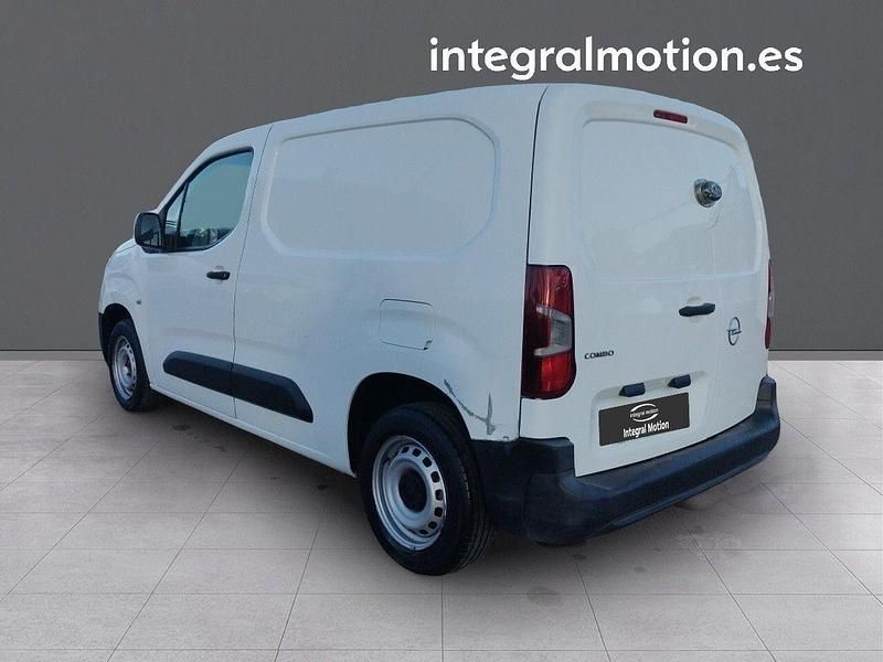 Usado Opel Combo S 76 CV (55 kW) 2020 Blanco Monovolumen