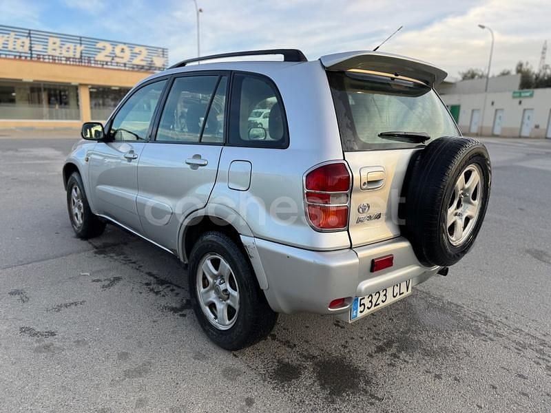 Gris / plata Usado 2004 Toyota RAV4 Luna SUV | 7250 € (Precio justo) - Imagen 1/4