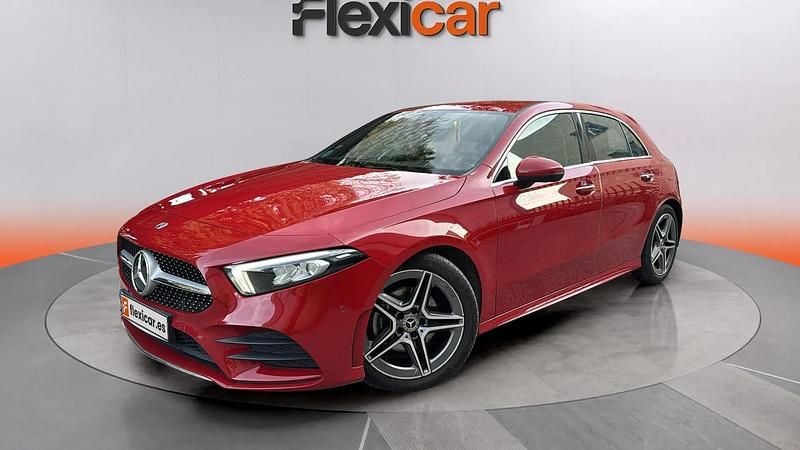 Usado Mercedes A180 116 HP (85 kW) 2019 Vermelho Citadino