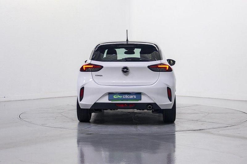 Usado Opel Corsa GS Line 100 CV (73 kW) 2022 Blanco Utilitario