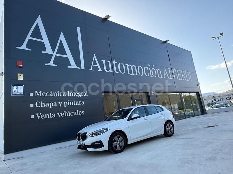 Usado BMW 116 116 CV (85 kW) 2021 Blanco Utilitario