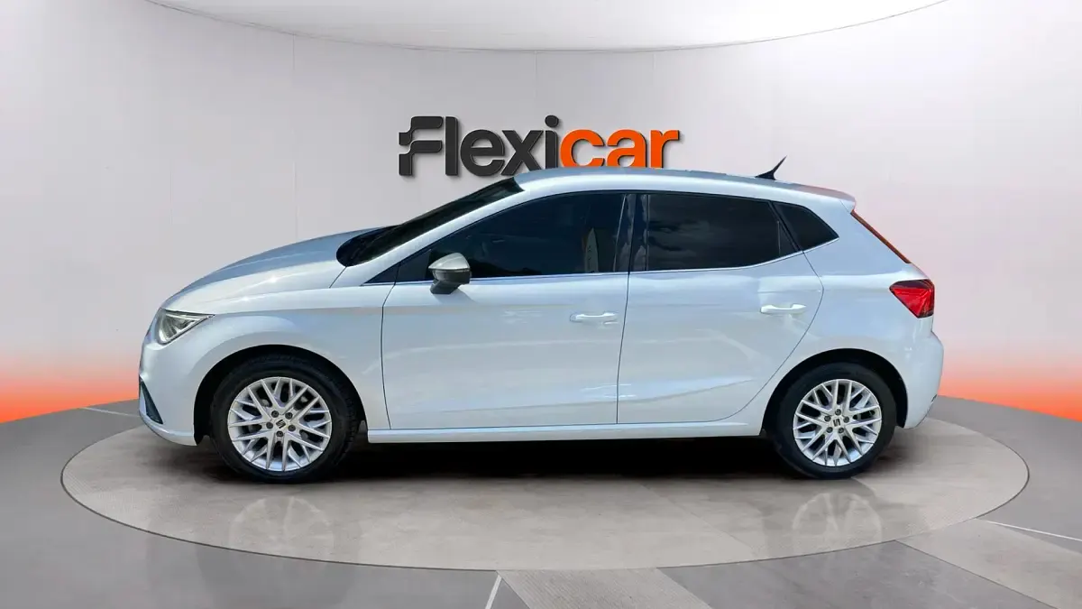 Usado Seat Ibiza 116 CV (85 kW) 2024 Blanco Utilitario