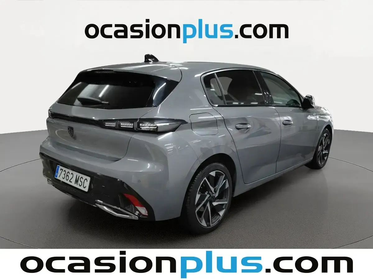 Usado Peugeot 308 Allure 131 CV (96 kW) 2024 Gris Utilitario