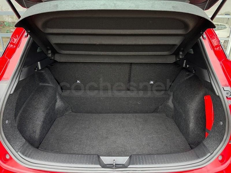 Usado Nissan Qashqai Visia 140 CV (102 kW) 2021 Rojo SUV