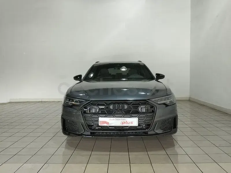 Usado Audi A6 245 CV (180 kW) 2025 Gris / plata Familiar