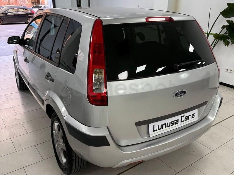 Usado Ford Fusion Futura 68 CV (50 kW) 2009 Gris / plata Berlina