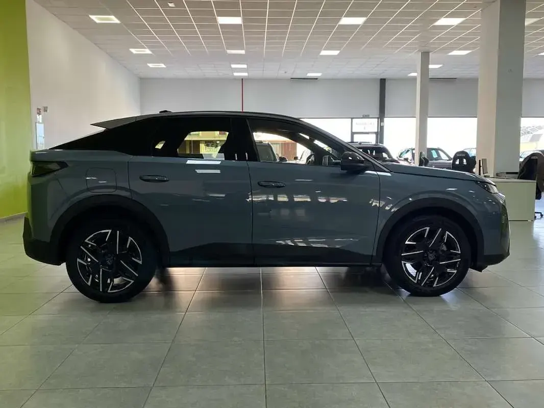Nuevo Peugeot 3008 Allure 145 CV (106 kW) 2026 Azul SUV