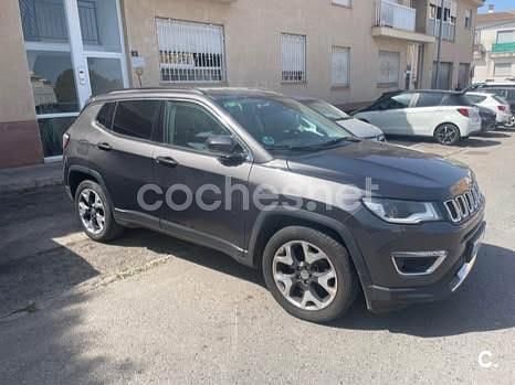 Gris / plata Usado 2019 Jeep Compass Limited SUV | 15.800 € (Buen precio) - Imagen 1/4