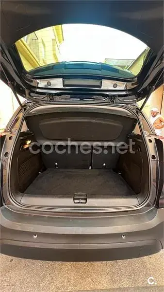 Usado Opel Crossland X Selective 81 CV (59 kW) 2018 Negro SUV