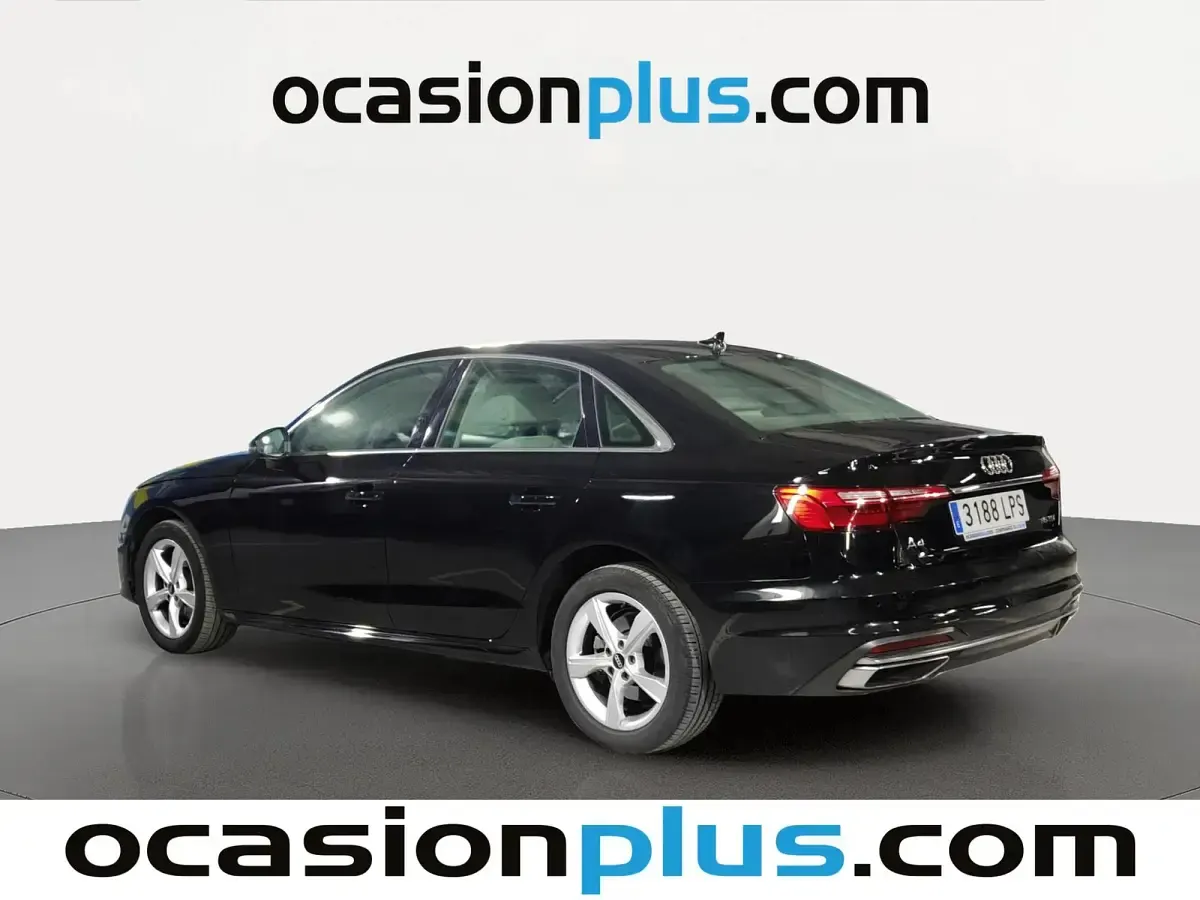 Usado Audi A4 Advanced 163 CV (119 kW) 2021 Negro Berlina