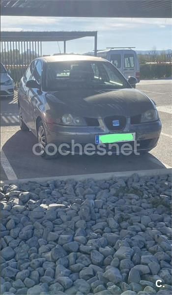 Usado Seat Ibiza Stella 64 CV (47 kW) 2003 Gris / plata Utilitario