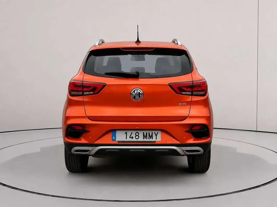 Usado MG ZS Comfort 106 CV (77 kW) 2024 Naranja SUV