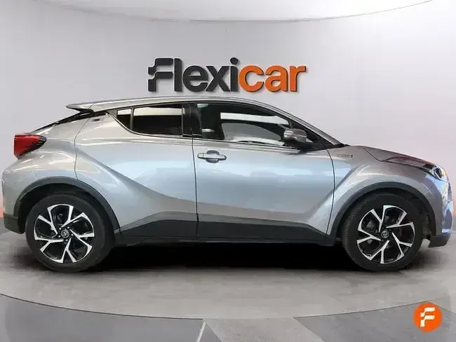 Usado Toyota C-HR Advance 122 CV (89 kW) 2019 Gris / plata SUV
