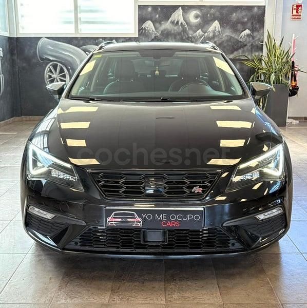 Usado Seat Leon FR 125 CV (91 kW) 2018 Negro Familiar