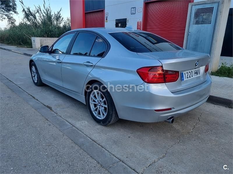 Usado BMW 316 115 CV (84 kW) 2012 Gris / plata Berlina