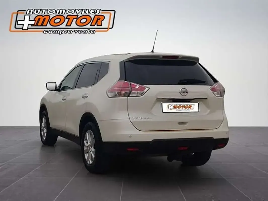 Usado Nissan X-Trail Acenta 131 CV (96 kW) 2015 Blanco SUV