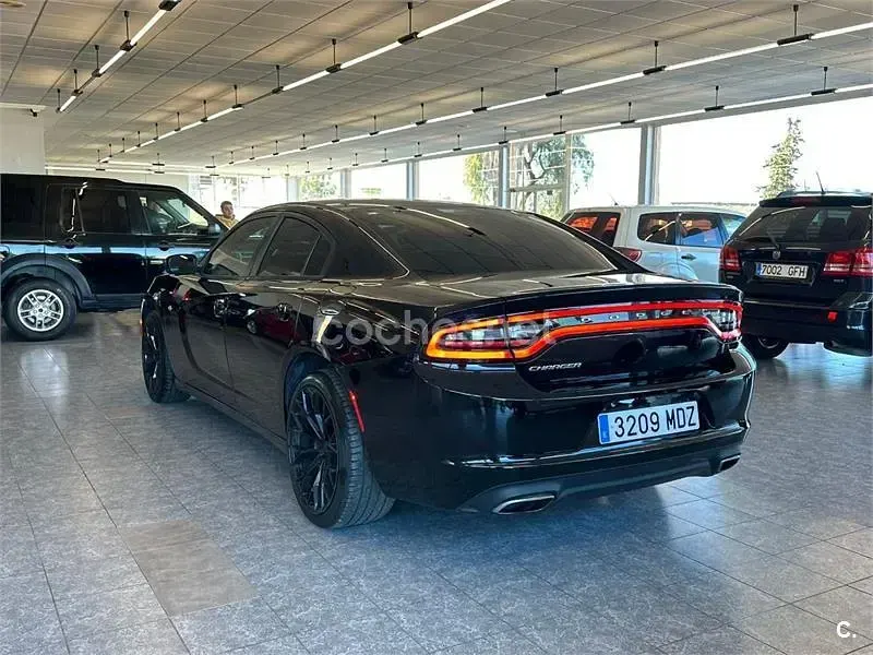 Usado Dodge Charger 485 CV (356 kW) 2023 Negro Berlina