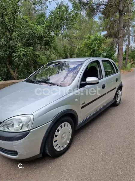 Usado Opel Corsa SRi 75 CV (55 kW) 2001 Gris / plata Utilitario