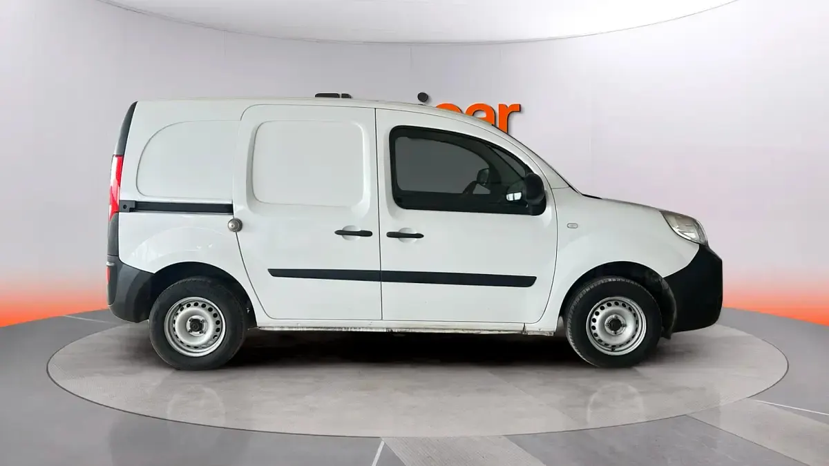 Usado Renault Kangoo 75 CV (55 kW) 2018 Blanco Monovolumen