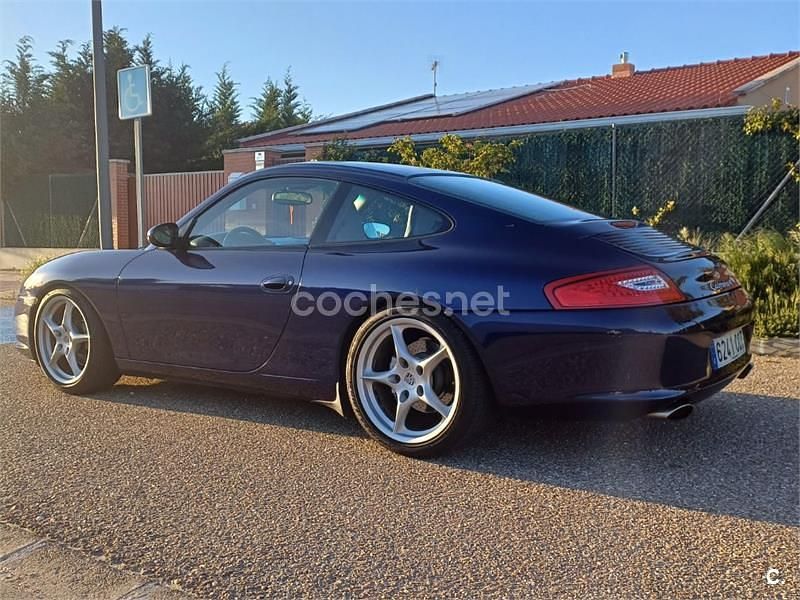 Azul Usado 2003 Porsche 911 Carrera 4 Coupe | 42.500 € - Imagen 1/4