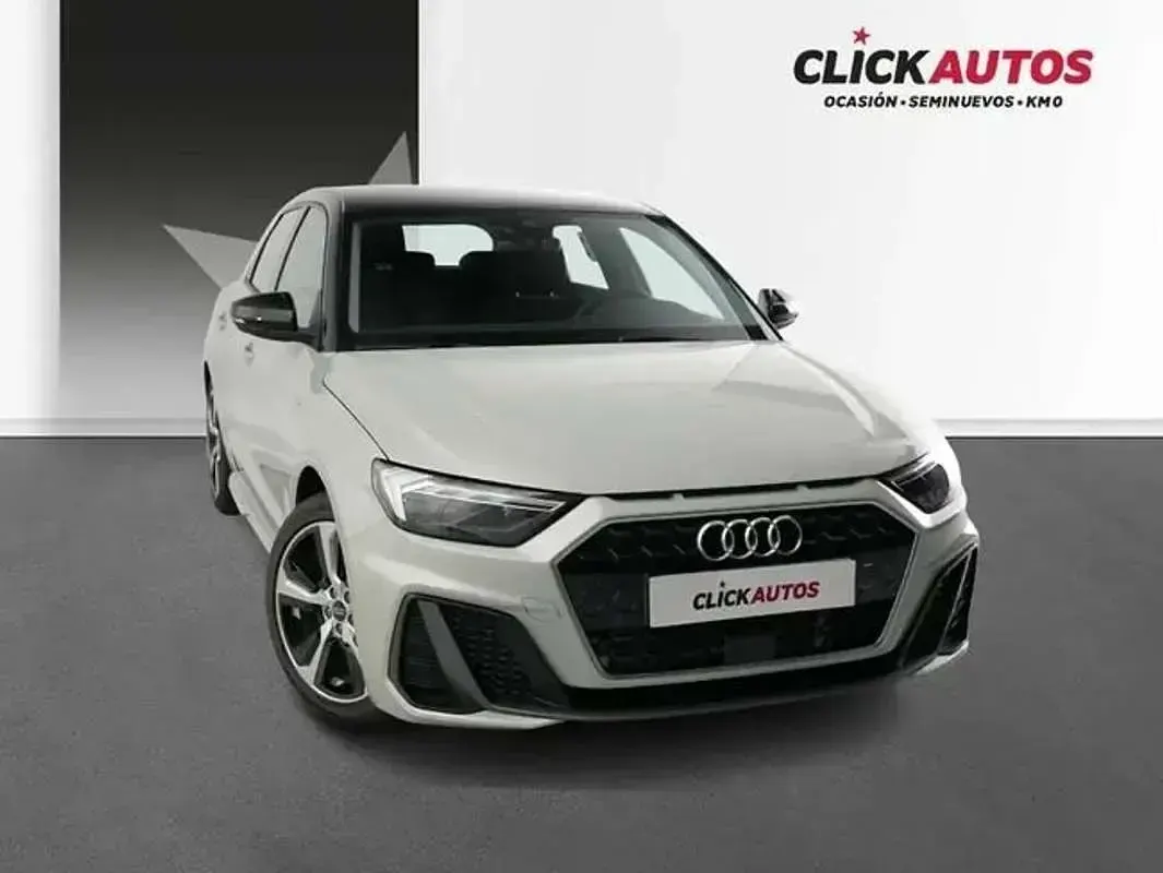 Usado Audi A1 Comfort 116 CV (85 kW) 2025 Plateado SUV