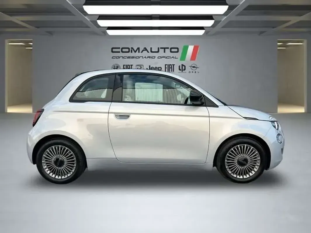 Nuevo Fiat 500C Icon 65 CV (47 kW) 2026 Azul Descapotable