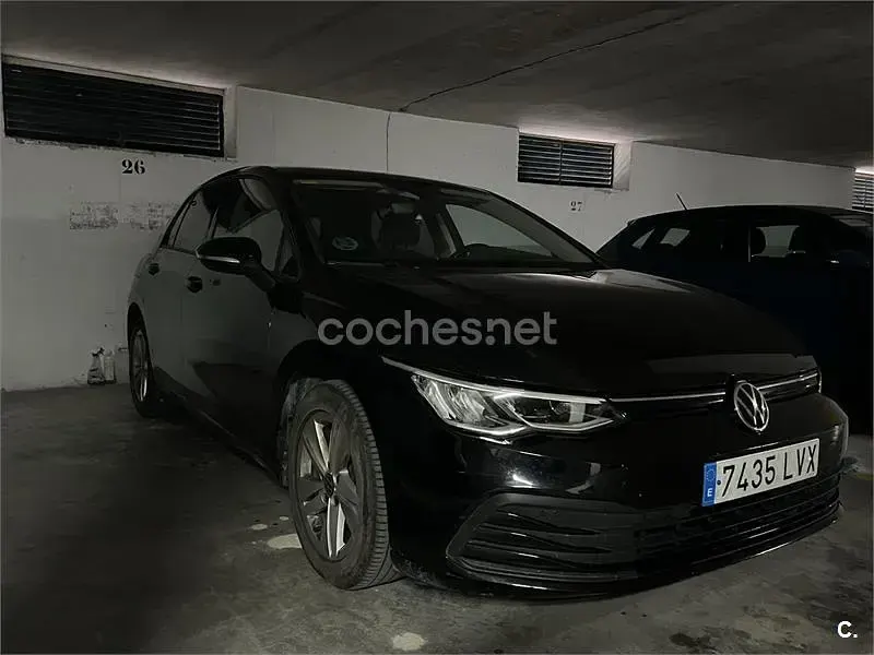 Usado VW Golf VII Life 150 CV (110 kW) 2020 Negro Berlina