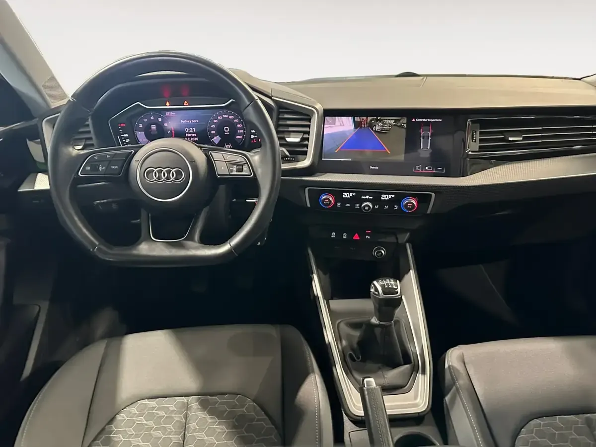 Usado Seat Leon Style 115 CV (84 kW) 2022 Blanco