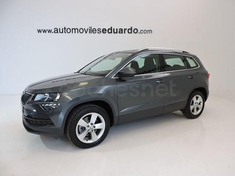 Usado Skoda Karoq Ambition 150 CV (110 kW) 2022 Azul SUV