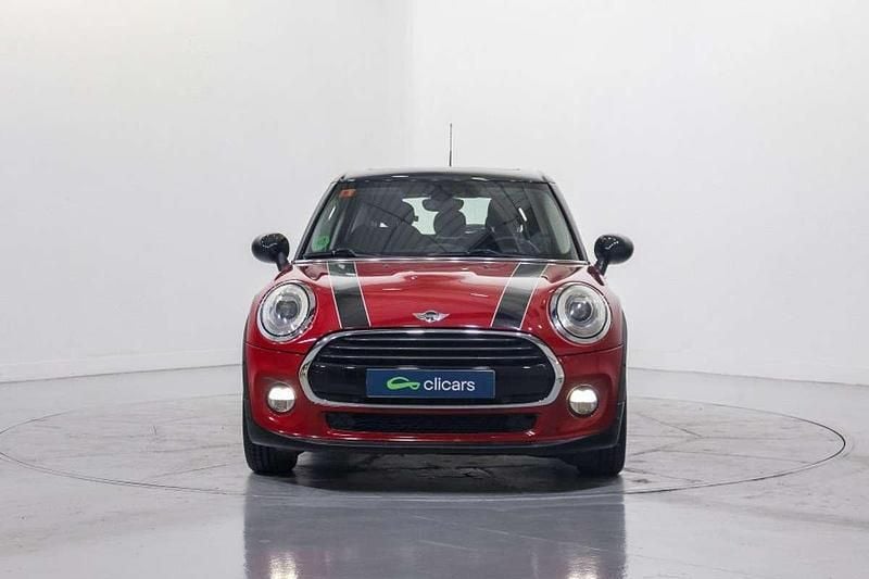 Usado Mini Cooper 136 CV (100 kW) 2017 Rojo Utilitario