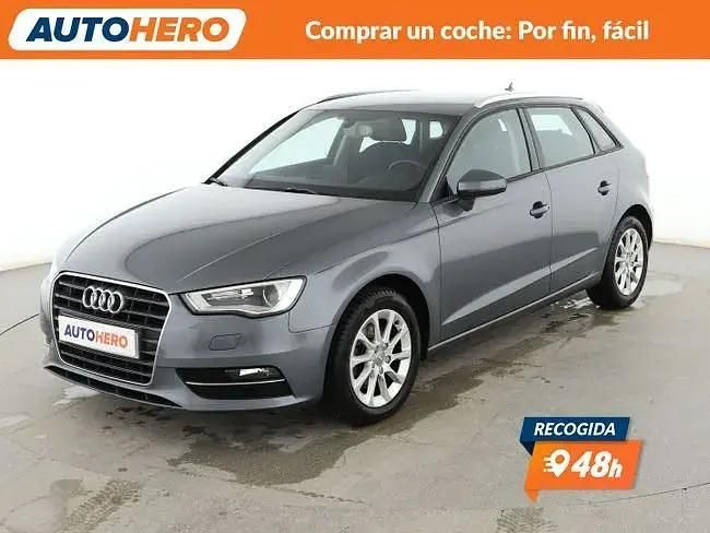 Używany Audi A3 Attraction 110 KM (80 kW) 2015 Szary Sedan/Limuzyna