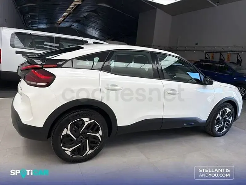 Usado Citroën C4 Feel 110 CV (80 kW) 2022 Blanco Berlina
