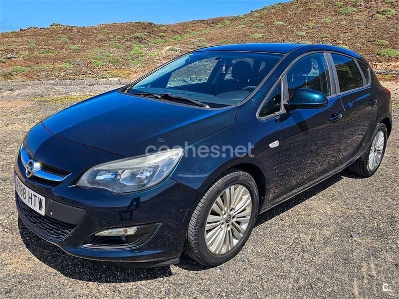 Usado Opel Astra Business 110 CV (80 kW) 2013 Azul Berlina