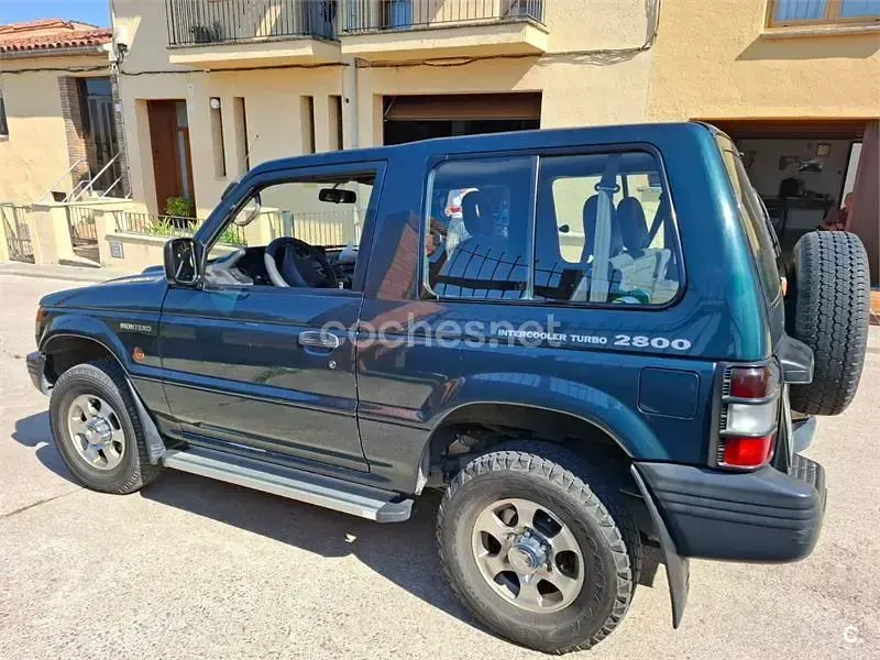 Usado Mitsubishi Montero Select 125 CV (91 kW) 1999 Verde SUV