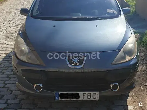 Usado Peugeot 307 136 CV (100 kW) 2006 Gris / plata Familiar