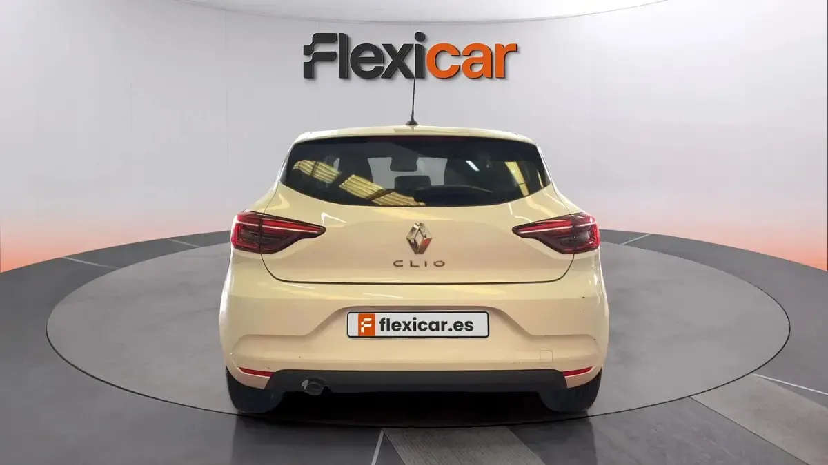 Usado Renault Clio V Equilibre 90 CV (66 kW) 2023 Blanco Berlina