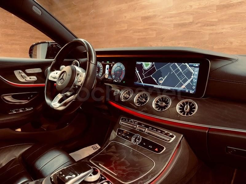 Usado Mercedes E350 299 CV (219 kW) 2018 Granate Coupe