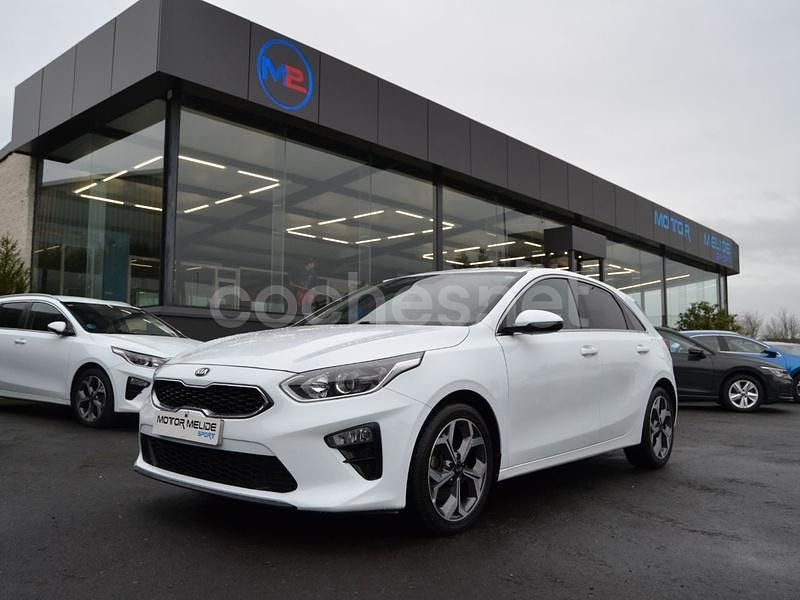 Blanco Usado 2021 Kia Ceed Utilitario | 13.900 € (Precio justo) - Imagen 1/4