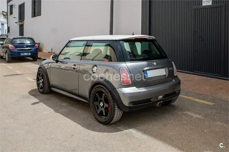 Usado Mini Cooper S 163 CV (119 kW) 2003 Gris / plata Utilitario