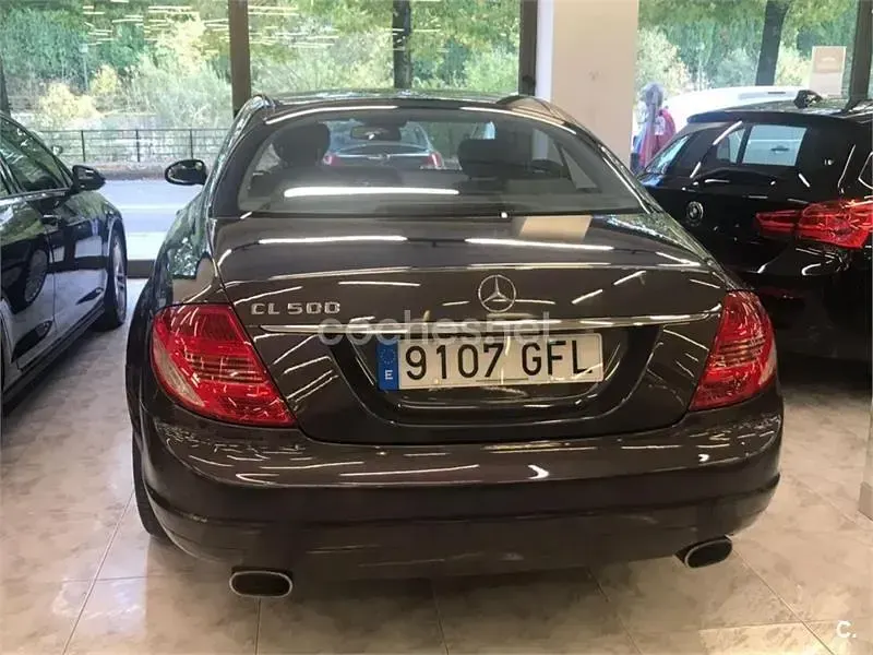 Usado Mercedes CL500 388 CV (285 kW) 2008 Marrón Coupe