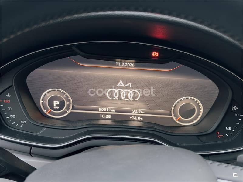 Usado Audi A4 Design 150 CV (110 kW) 2016 Gris / plata Berlina