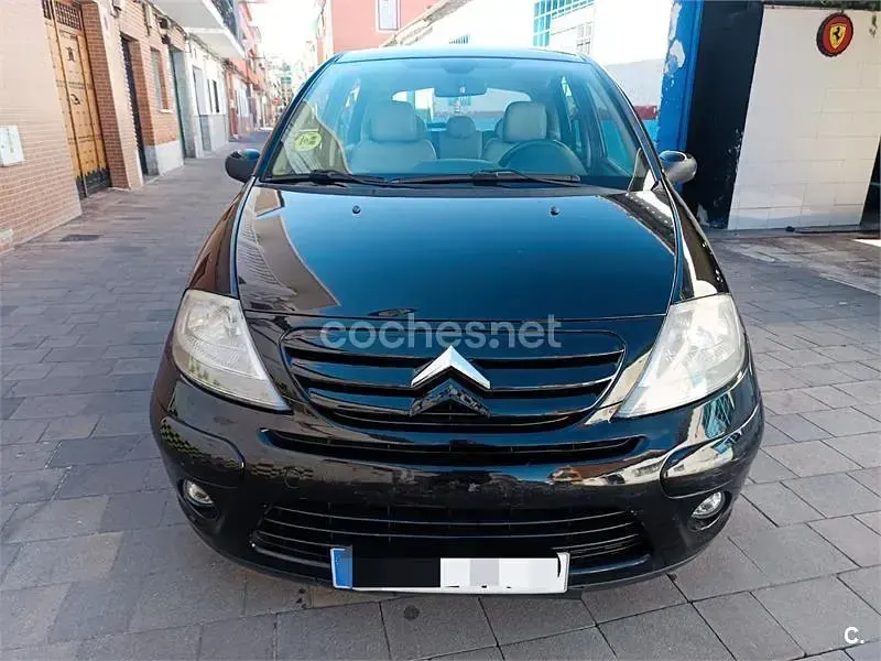 Usado Citroën C3 Exclusive 92 CV (67 kW) 2006 Negro Berlina