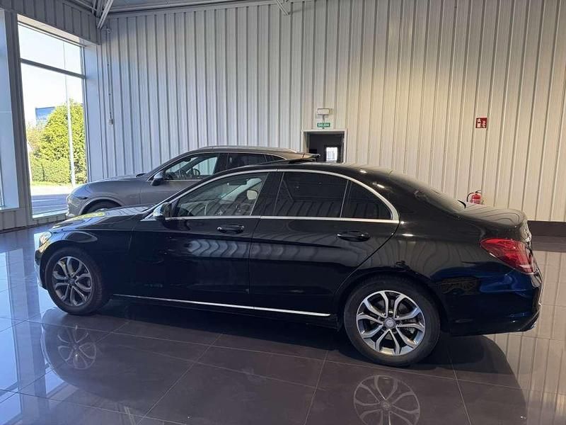 Usado Mercedes C300e 231 CV (169 kW) 2016 Negro Berlina