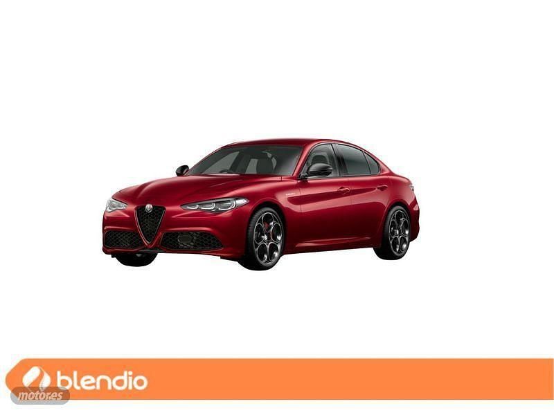 Rojo Nuevo 2025 Alfa Romeo Giulia Veloce Berlina | 61.990 € - Imagen 1/4