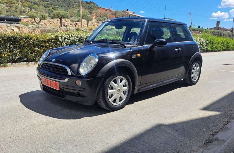 Negro Usado 2004 Mini One D Utilitario | 3990 € (Buen precio) - Imagen 1/4