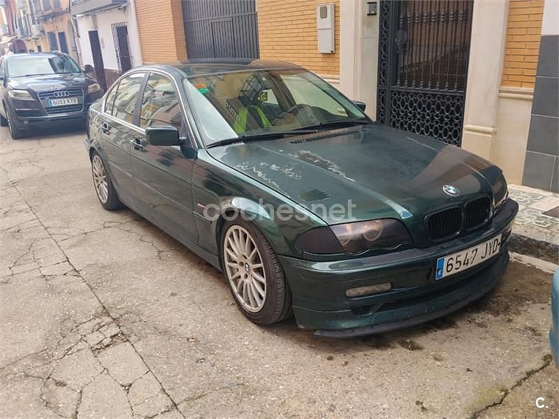 Usado BMW 320 150 HP (110 kW) 1999 Verde Sedan