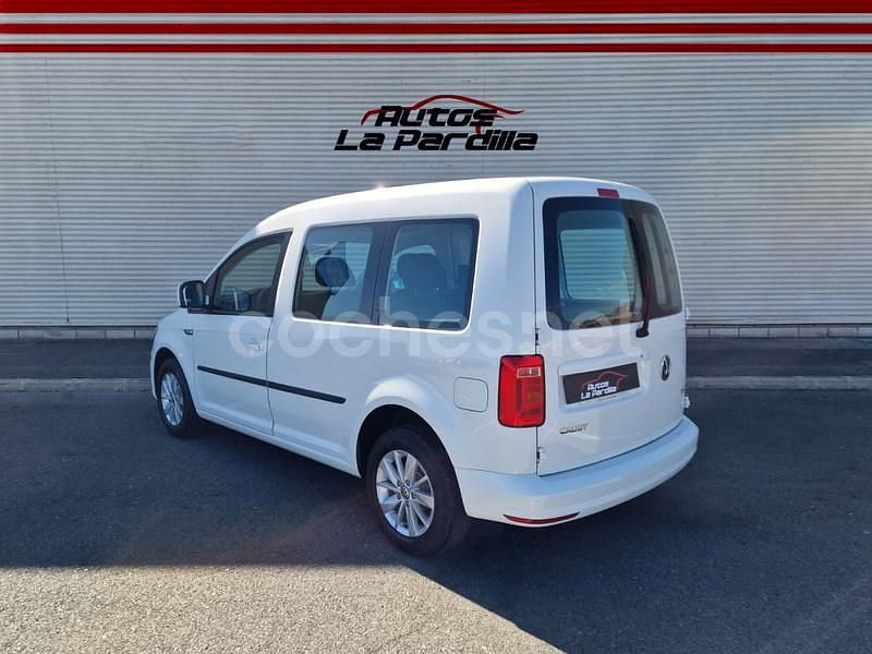 Usado VW Caddy Edition 102 CV (75 kW) 2018 Blanco Monovolumen