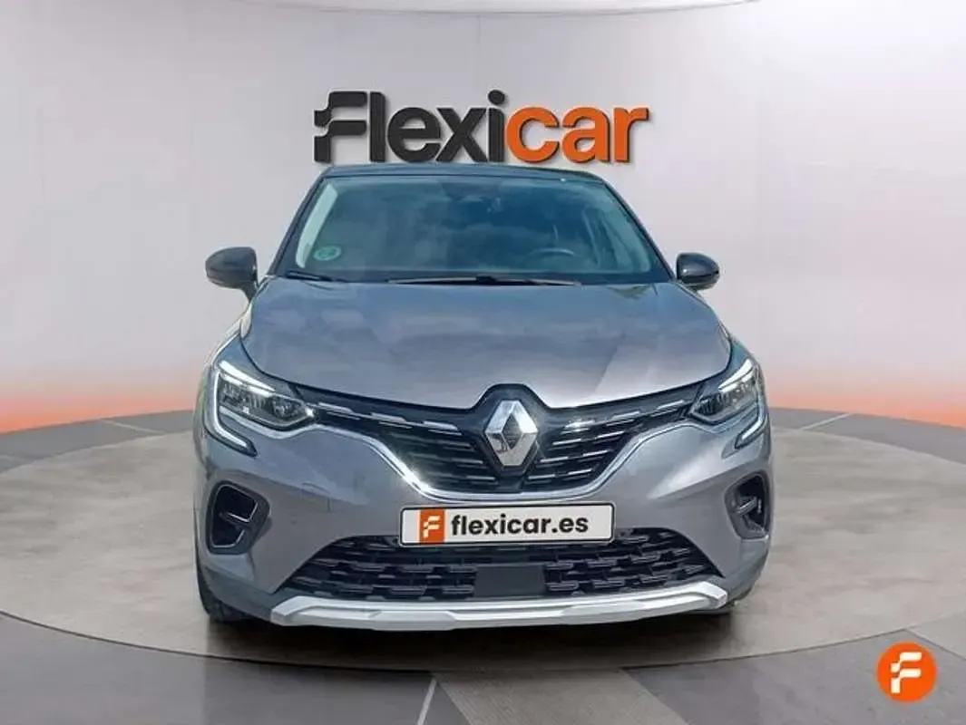 Usado Renault Captur 90 CV (66 kW) 2023 Gris SUV