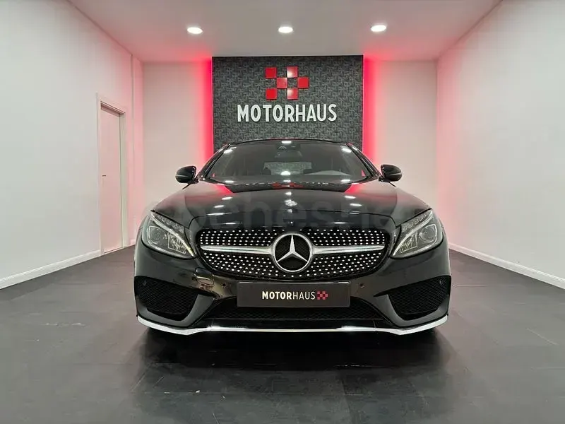 Usado Mercedes C220 170 CV (125 kW) 2016 Negro Coupe