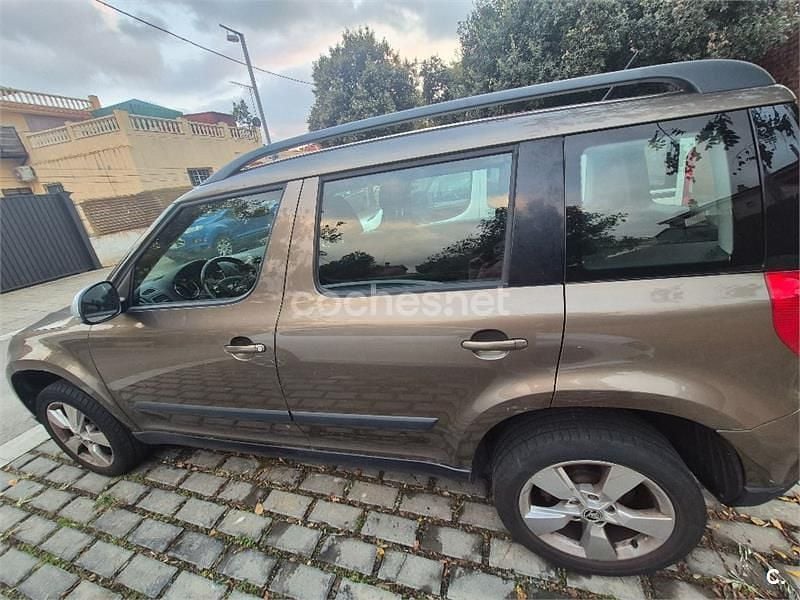 Marrón Usado 2016 Skoda Yeti Ambition SUV | 7800 € (Precio justo) - Imagen 1/4